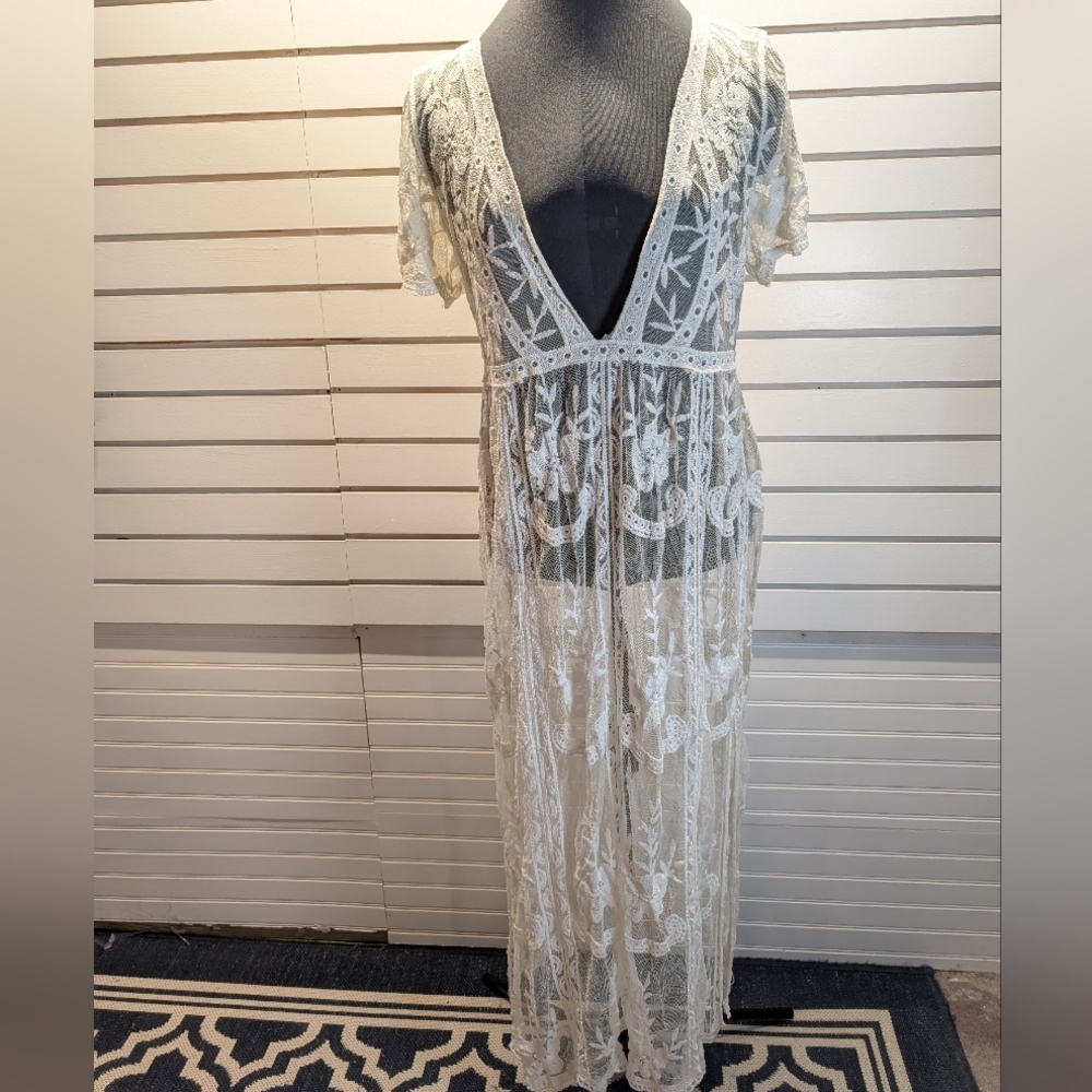 Dizzy Lizzy Sheer Lace Maxi Dress O/S EUC